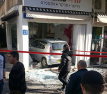  بالصور: 3 اصابات متوسطة بحادث طرق ذاتي في تل ابيب 